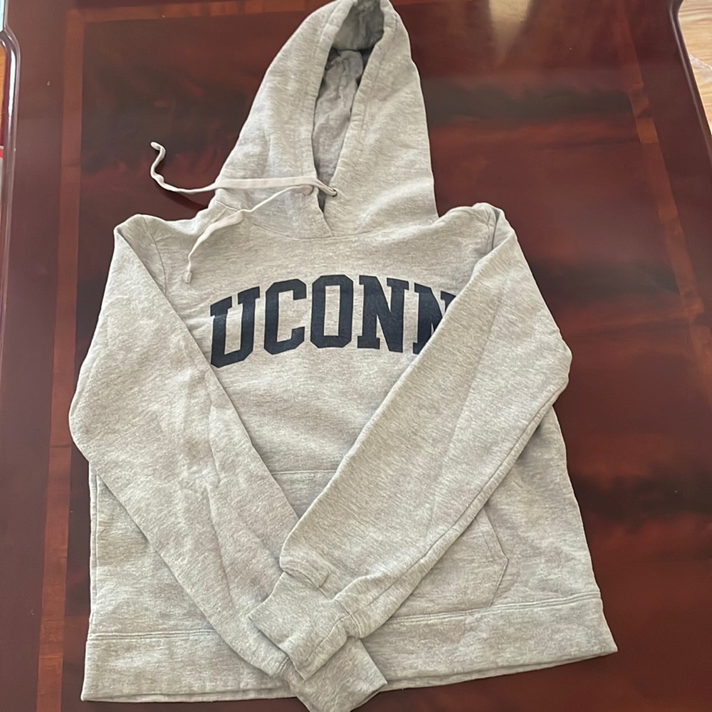 UCONN HOODIE